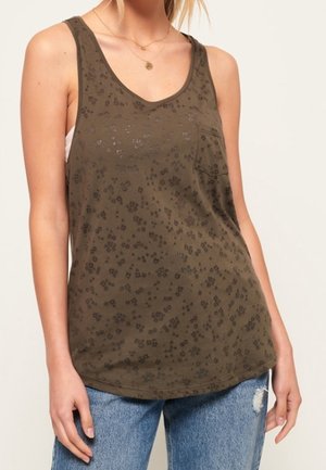Oliven grøn tanktop med et subtile blomstermønster, scoop-neck og en frontlomme. Fremstillet af et blødt stof med en afslappet pasform.