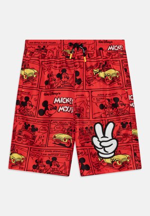Bañador rojo con un diseño de viñetas de personajes de Mickey Mouse, gráfico de mano en blanco haciendo la señal de "paz" y cintura con cordón.