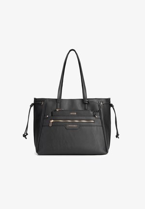 Zwarte leren tote tas met twee handvatten, voorzakken met goudkleurige ritsen en zijkoorden.