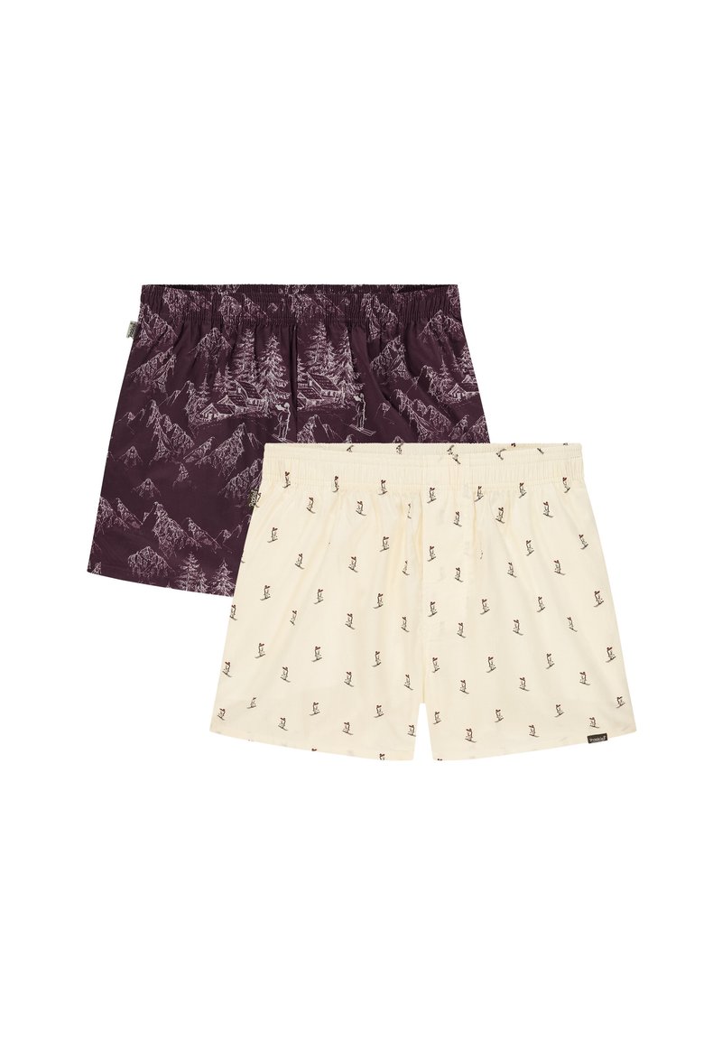 Kaksi paria miesten bokserishortseja; toinen viininpunainen vuori- ja puukuvioilla, toinen kerma valkoisilla pienillä hiihtäjäkuvioilla. Kuminauhavyötärö, puuvillamateriaali.