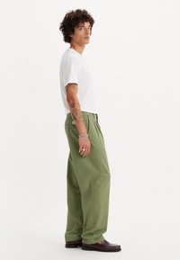 Levi's® - Chinosy