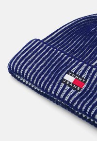 Tommy Jeans HERITAGE BEANIE - Gorro - bright blue