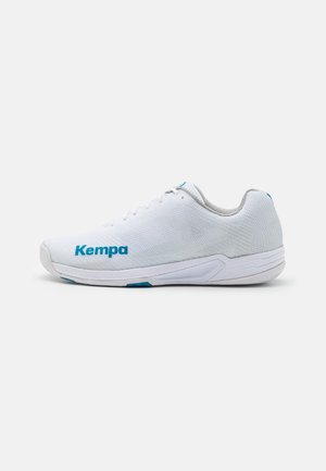 WING 2.0 - Rankinio bateliai - white/deep blue
