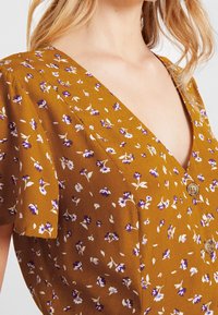 Springfield Blusa - beige