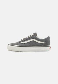 Pewter Old Skool Trainers Vans OLD SKOOL 36 UNISEX Trainers Salt