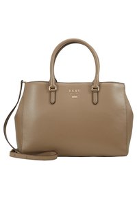 Sac à main en cuir beige avec deux poignées et une bandoulière amovible. Présente un logo doré et un design élégant et structuré.