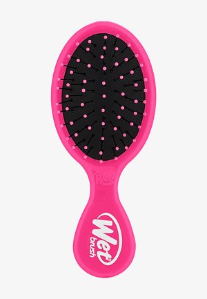 Wet Brush, design ovale, manico in plastica rosa, setole nere con punte rosa, flessibile per districare i capelli senza danneggiarli.