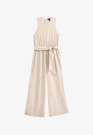 Beige linne jumpsuit med ärmlös design, vida byxor och ett knytbälte i midjan. Slät textur och minimal detaljering.