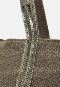 Vanessa Bruno CABAS ZIPPE - Τσάντα Tote - kaki