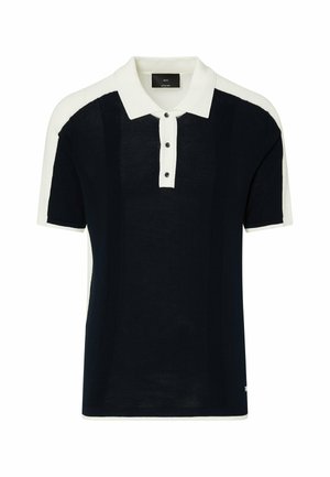 Schwarzes kurzärmeliges Poloshirt mit weißem Kragen und Knopfleiste, mit weißen Streifen an Schultern und Ärmeln.
