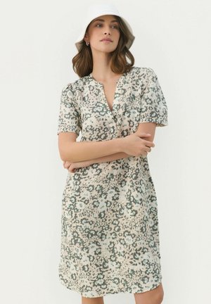 AMINASEPW DR - Day dress - agave green blurred flower