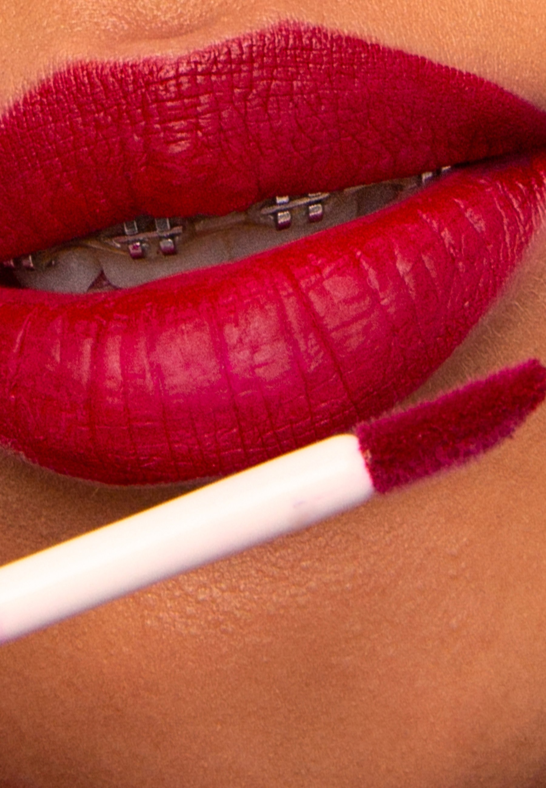 Miss Den Konturenstift – Rot, Farbton 254 – Hochpigmentiert Für Präzise Lippenkontur