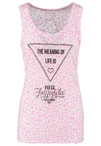 Top sin mangas de estampado de leopardo rosa con escote en V, texto negro que dice "EL SIGNIFICADO DE LA VIDA ES" dentro de un triángulo, y logo de la marca en la parte inferior.