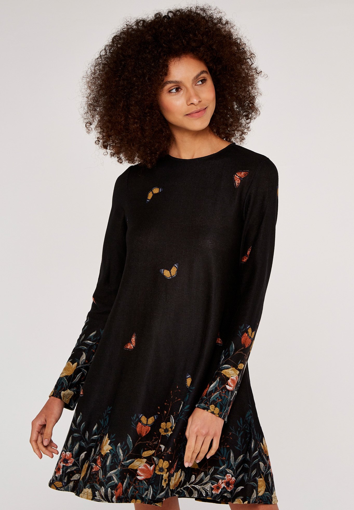 Apricot FLOWER PRINT SWING Jurk black/zwart