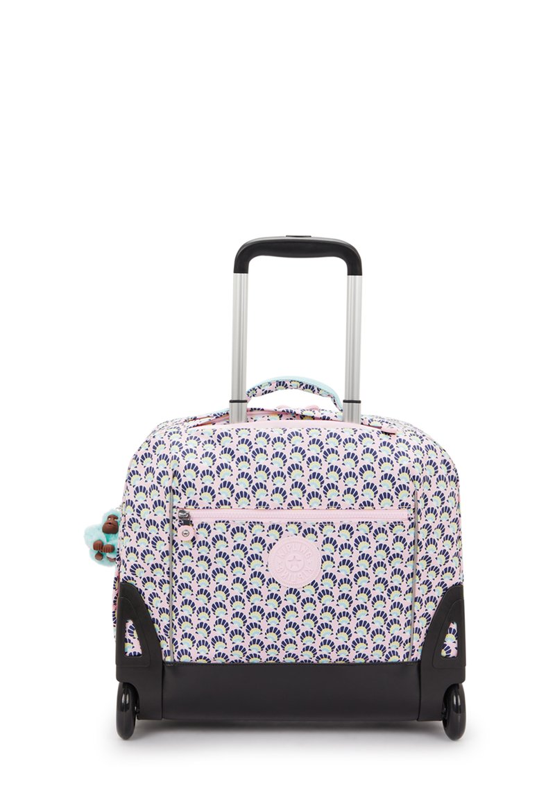 Valigia a rotelle con un motivo floreale nei colori pastello, dotata di una cerniera rosa, base nera, manico argentato e un charm decorativo.
