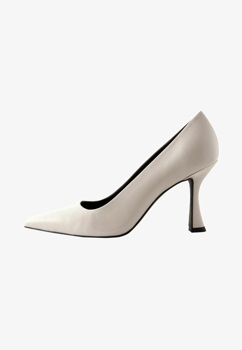 Next FOREVER COMFORT REGULAR FIT - Decolleté - bone white