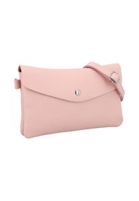 Šviesiai rožinė odinė kryžminė rankinė su tekstūruota apdaila. Yra apvalkalas su sidabriniu užsegimu ir reguliuojama petneša.