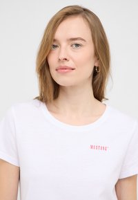 Mustang - T-shirt z nadrukiem