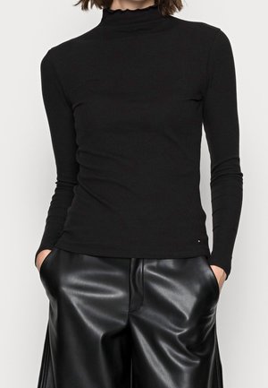 Long sleeved top - black