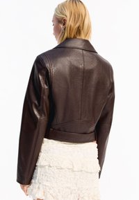Bershka EFFECT  - Blazer - dark brown