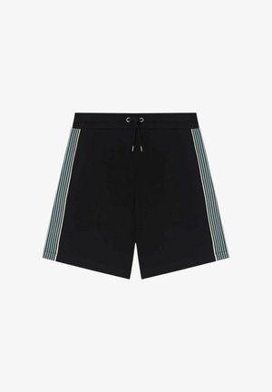 Zwarte sportshorts met verticale groene en witte strepen aan de zijkanten en een zwarte trekkoord in de tailleband.