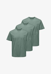Unselected, iceberg green