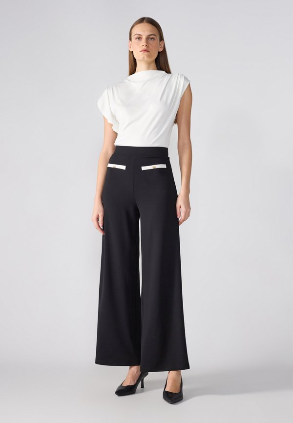 ASYMMETRIC TOP - Basic T-shirt - blanc le blanc4