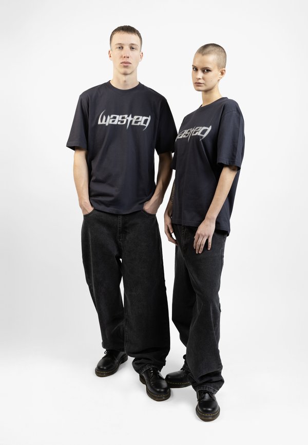 BLADE UNISEX - Print T-shirt2