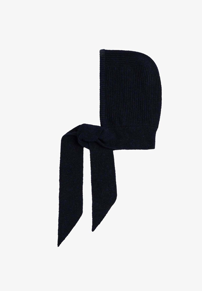 Gorro de punto en azul marino oscuro con textura acanalada, con dos lazos largos para atar bajo la barbilla. Material suave y cálido.