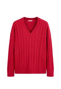 Červený sveter so vzorom pletenia, výstrihom do V, dlhými rukávmi a rebrovanými manžetami a lemom, vystavený na bielom pozadí.