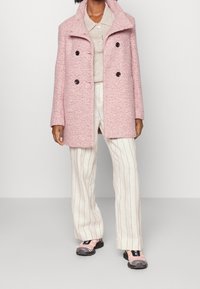 ONLY Petite Abrigo corto - mottled lilac