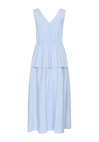 Robe midi sans manches bleu clair avec décolleté en V, taille cintrée et détail péplum en couches sur fond blanc.
