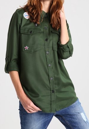 Blus - green