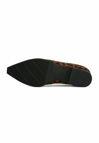 Leopard print high-heeled shoe with a textured upper, black rubber sole, tapered toe, and ridged design on the outsole for traction.