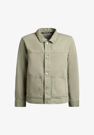 Lyse olivengrøn knap-op jakke med to forlommer og en klassisk krave, lavet af robust stof.