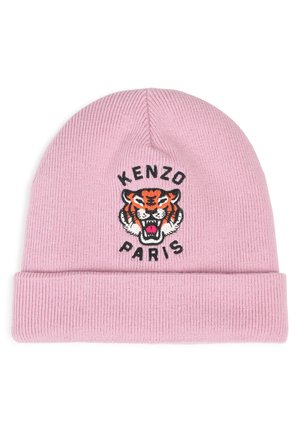 Lichtroze gebreide muts met opgevouwen boord, met een geborduurd brullend tijgerhoofd en de tekst "KENZO PARIS" boven en onder het ontwerp.
