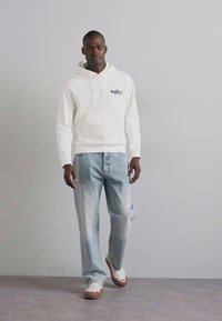 Emporio Armani FELPA - Felpa con cappuccio - off white