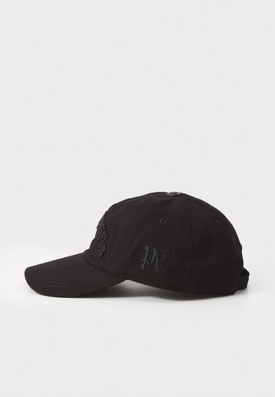 Black baseball cap made of cotton, featuring embroidered accents. Classic curved brim and adjustable strap at the back.