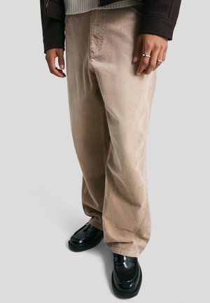 Bershka SUPER  - Hlače - sand