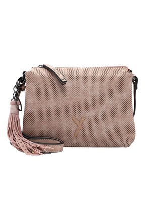 Lichtroze geperforeerde leren crossbodytas met kwastdetail en zwarte metalen hardware op een witte achtergrond.