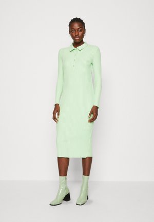 Selected WILMA DRESS - Φόρεμα σε ίσια γραμμή - pistachio green