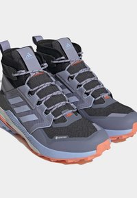 Adidas Terrex TRAILMAKER MID GORE TEX - Chaussures de running - silver violet blue dawn core black