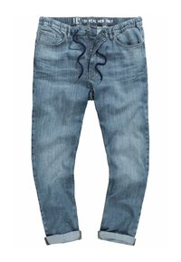 Jeans de mezclilla azul claro con puños enrollados, cintura elástica y cordón. Presenta bolsillos frontales y un leve desgaste en la tela.