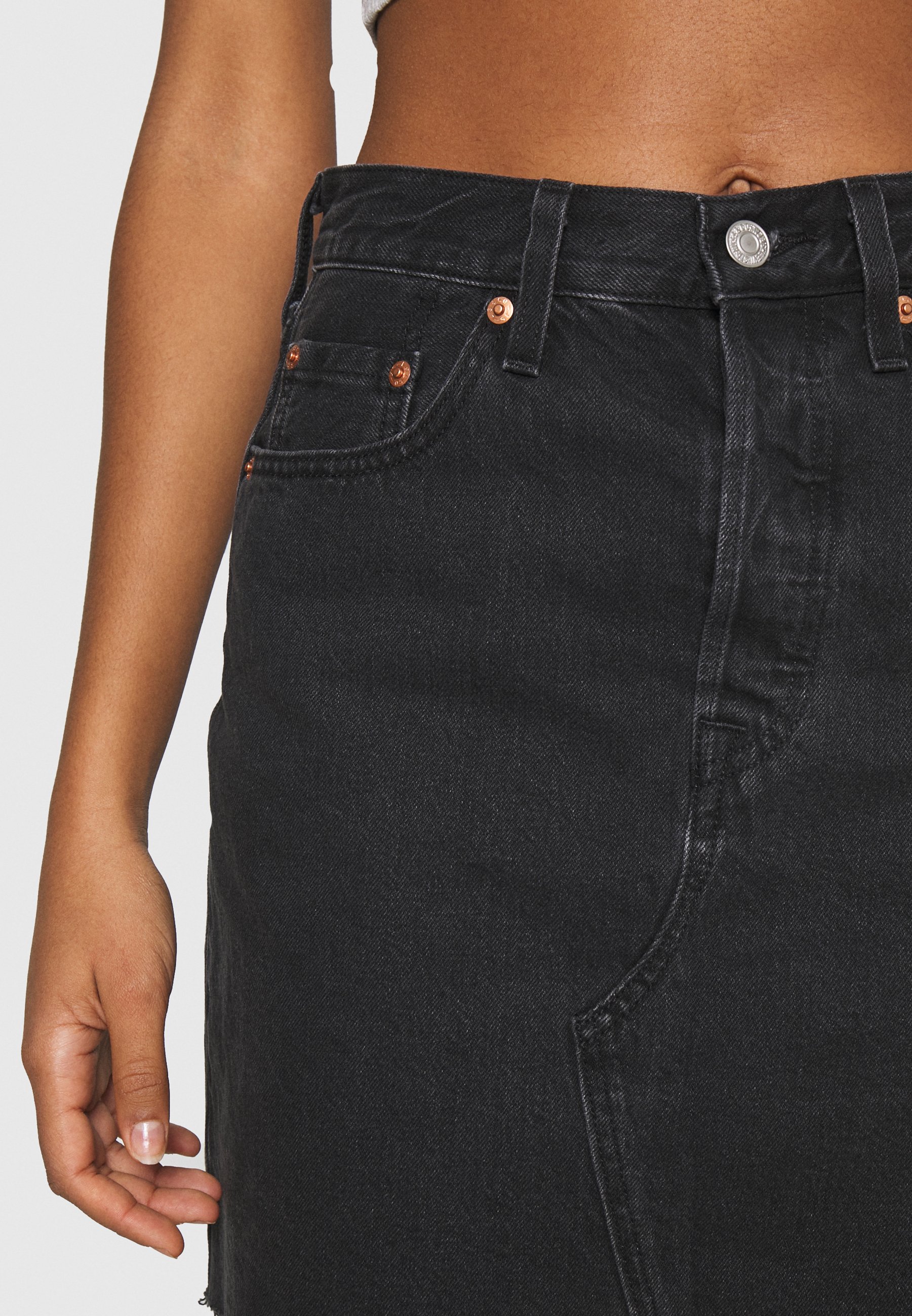 Levi's® DECON ICONIC SKIRT - Gonna di jeans - dark gossip/nero denim -  Zalando