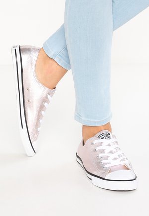 Sneakers laag - metallic grey