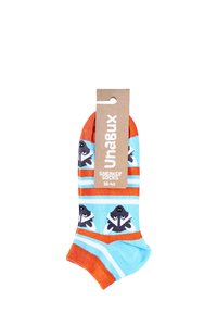 Farverige sneakersokker lavet af bomuldsblanding, med en lys blå bund og orange og stribede detaljer samt sorte fiskemønstre.
