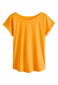 Narancssárga rövid ujjú póló puha pamutból, széles csónaknyakrésszel és visszahajtott mandzsettákkal, laza szabással.