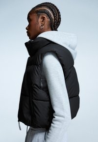 Bershka Vesta - black