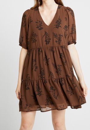 Vero Moda Robe de jour - brown