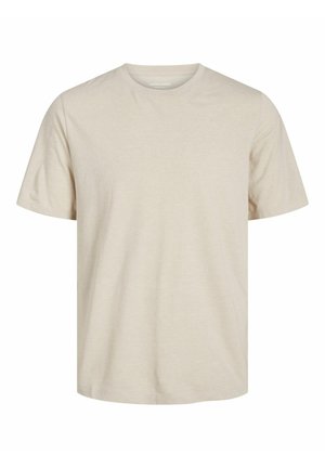 Világos bézs színű póló, puha, textúrált pamutból készült. Kerek nyakkivágással és rövid ujjakkal rendelkezik. Klasszikus szabás, látható minták vagy díszítések nélkül.